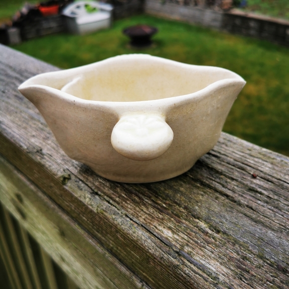 Vintage Pottery Double Spout Gravy Boat - Picture 2 of 16